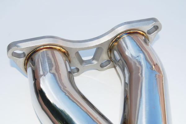 Invidia 03-08 Infiniti G35 Coupe Gemini Single Layer Titanium Tip Cat-back Exhaust