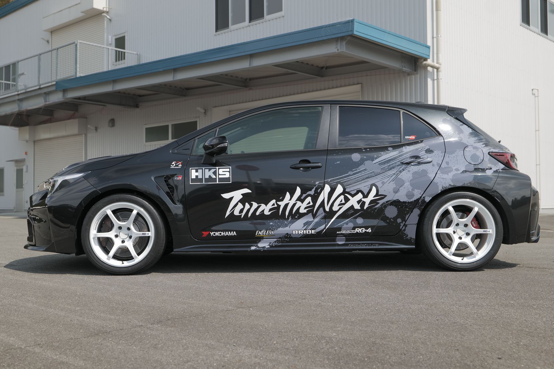 HKS – Hipermax R Coilover Kit – 2023+ Toyota GR Corolla (GZEA14H)