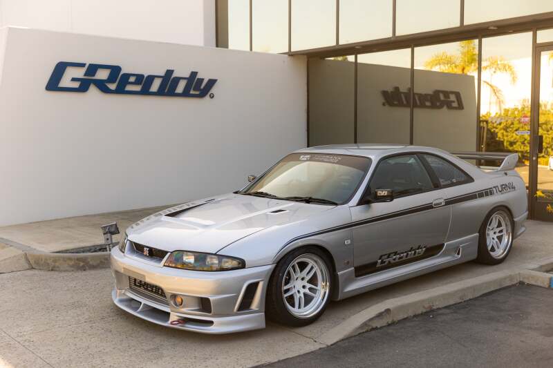 GReddy DRY CARBON 400R TYPE HOOD R33